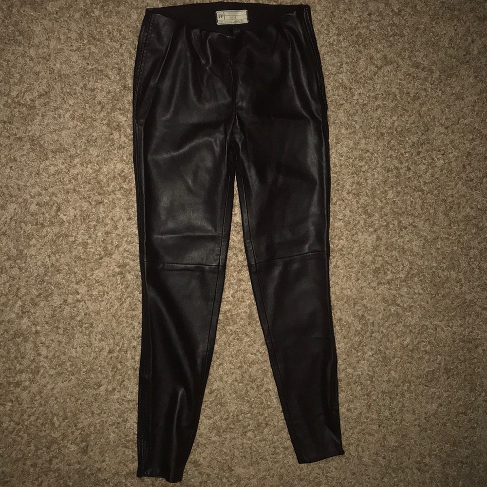 Leather leggings